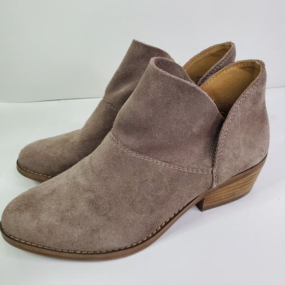Lucky Brand Boots Womens 6.5 M Fahmida Casual Ankle Bootie Taupe Suede Heels - Picture 3 of 13